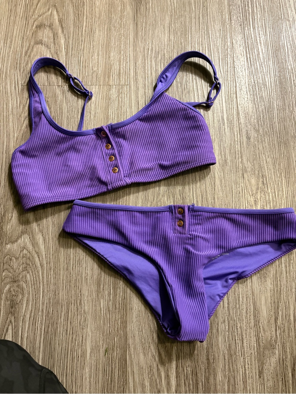 Frankie’s bikini